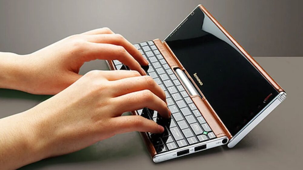 mini-notebook-laptop